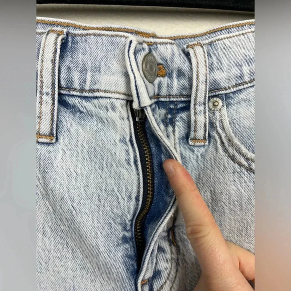 J-CREW Women’s 24 High Rise Light Wash Denim Shorts Jorts Rigid - Picture 5 of 12